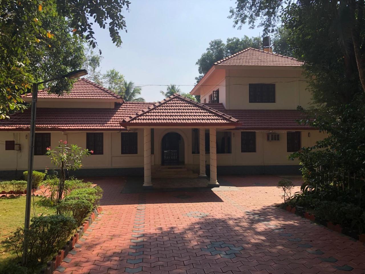 Ayuryogashram Heritage Thrissur エクステリア 写真